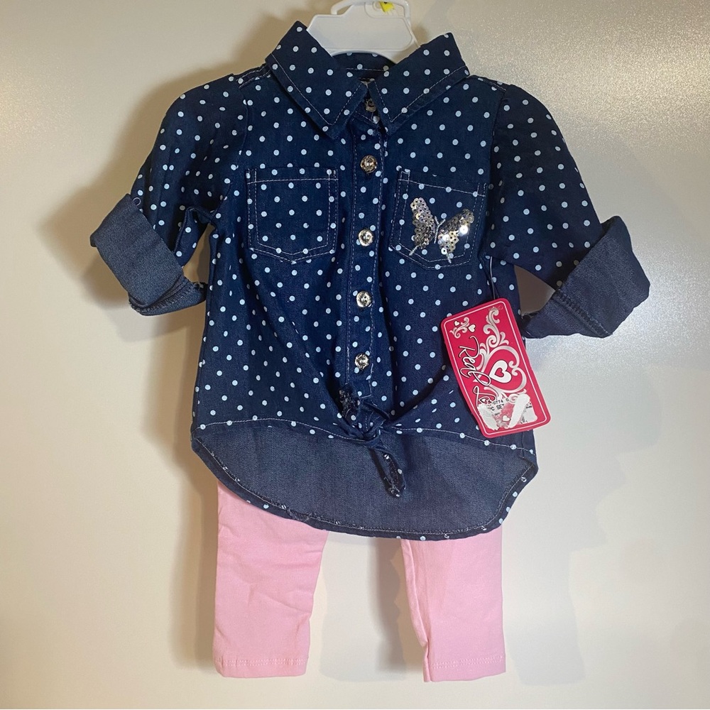 NWT Real Love 2-Piece Leggings Set Dark Wash Outfit
Size 12 Months